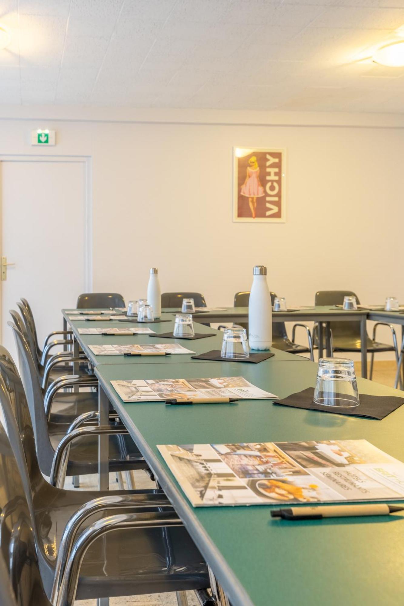 Brit Hotel Le Parc Vichy Bellerive-sur-Allier Buitenkant foto